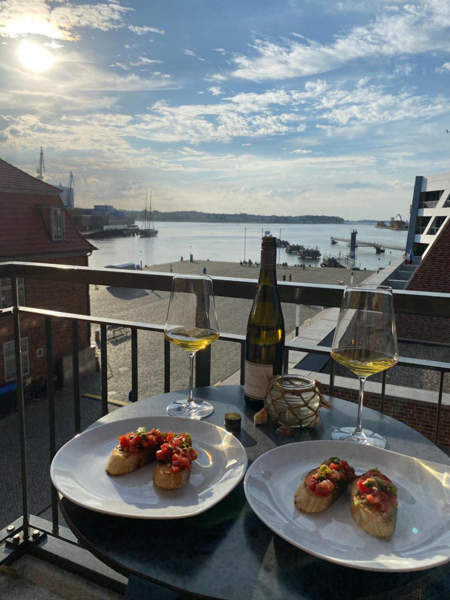 Meerblick, Balkon Und Private Sauna Im Historischen Getreidespeicher Wißmar Extérieur photo